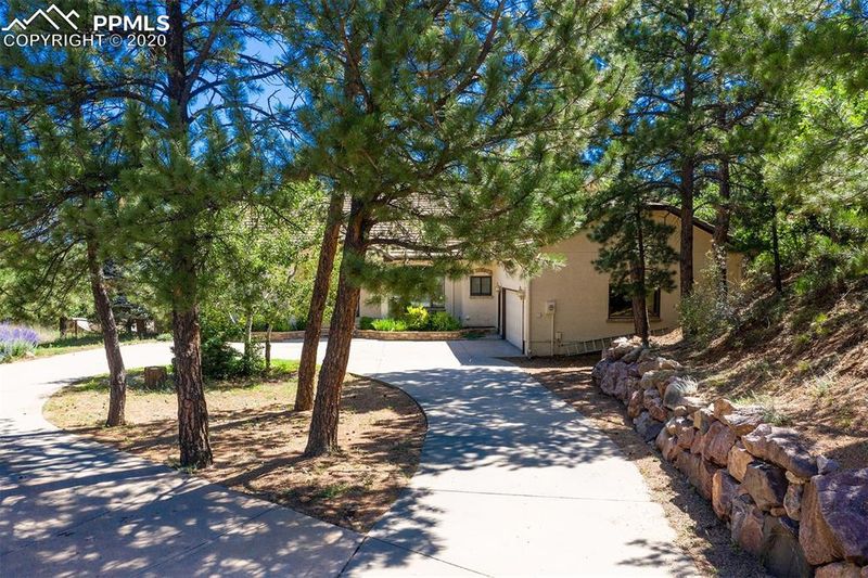 2805 Halleys Ct, Colorado Springs, CO 80906