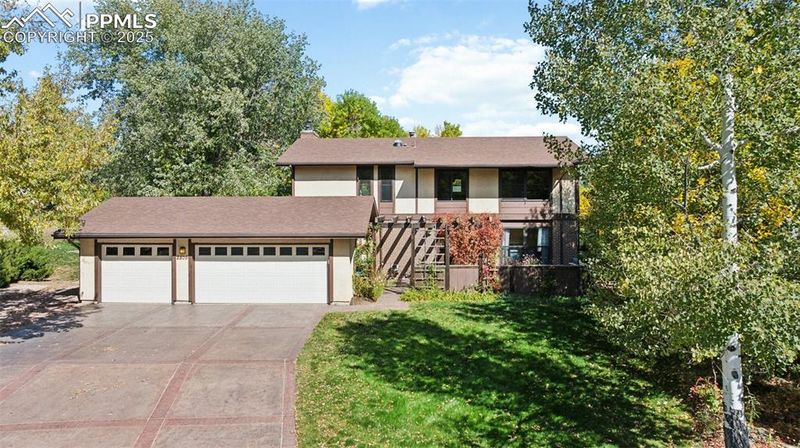 2805 Old Broadmoor Rd, Colorado Springs, CO 80906