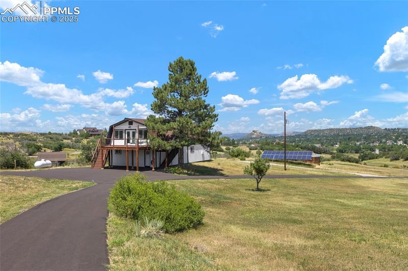 2808 Haystack Rd, Castle Rock, CO 80104