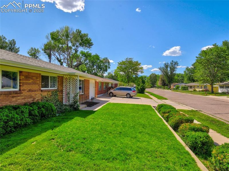 2810 Jon St, Colorado Springs, CO 80907