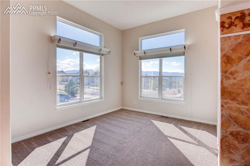 2810 Lumberjack Dr, Colorado Springs, CO 80920