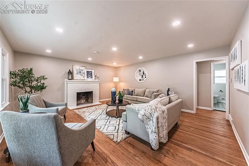 2811 N Hancock Ave, Colorado Springs, CO 80907