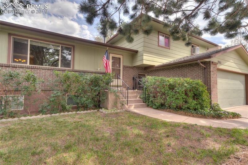 2811 E Serendipity Cir, Colorado Springs, CO 80917