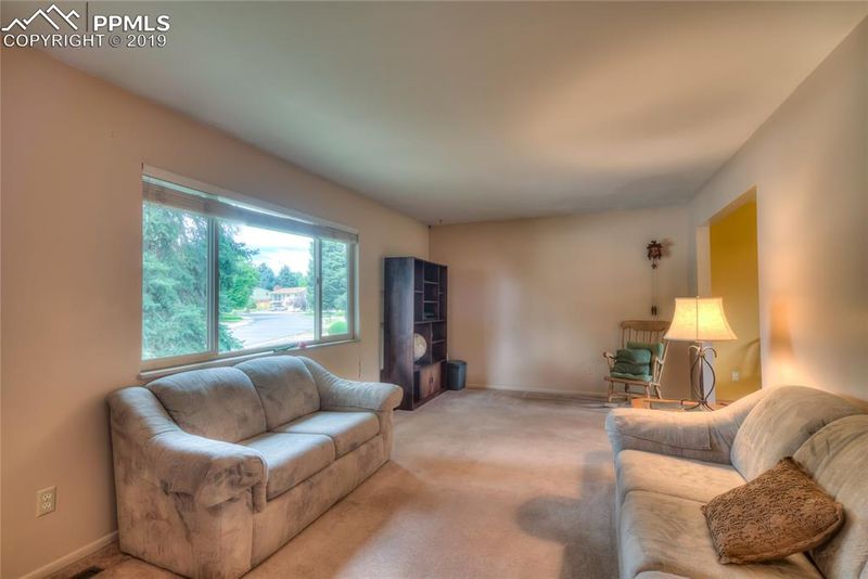 2811 E Serendipity Cir, Colorado Springs, CO 80917