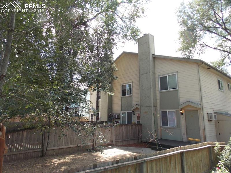 2811 W Uintah St #A, Colorado Springs, CO 80904