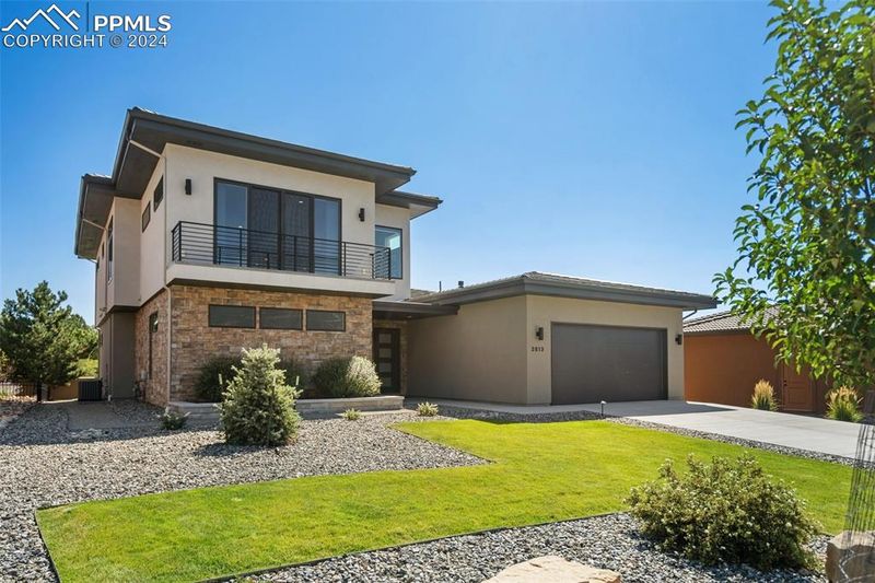 2813 Cathedral Park Vw, Colorado Springs, CO 80904
