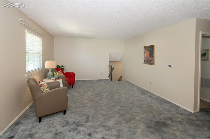 2815 Ferber Dr, Colorado Springs, CO 80916