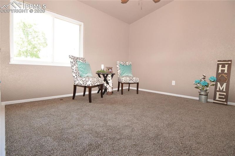 2817 Straus Ln, Colorado Springs, CO 80907