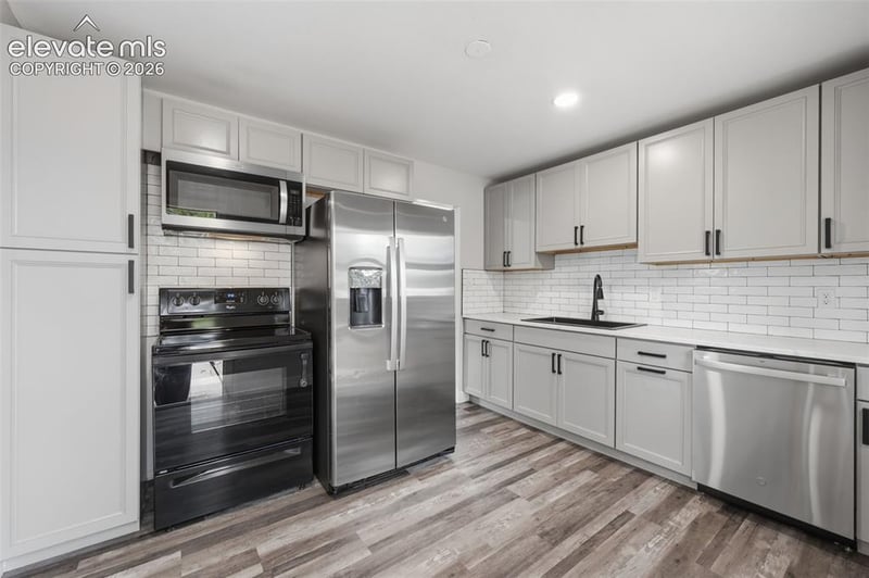 2818 Merry Ln, Colorado Springs, CO 80909