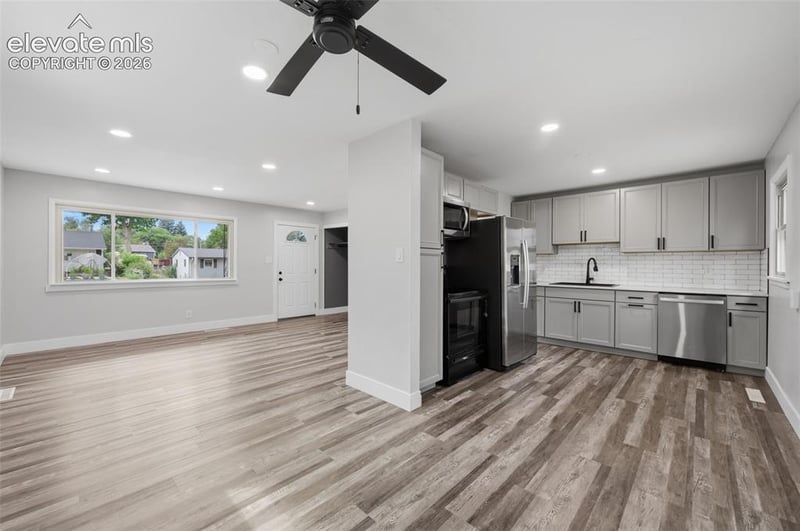 2818 Merry Ln, Colorado Springs, CO 80909