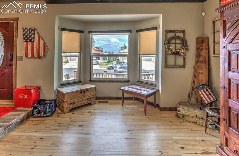 2820 Clapton Dr, Colorado Springs, CO 80920