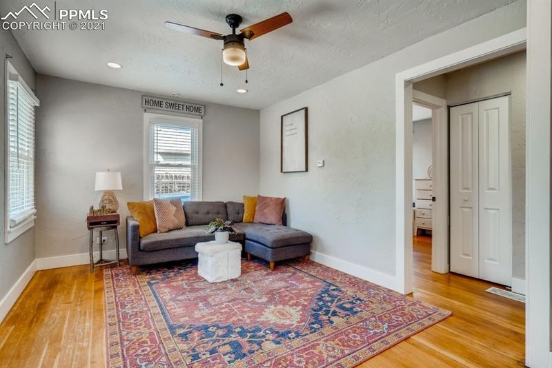 2820 W Park Pl, Denver, CO 80219