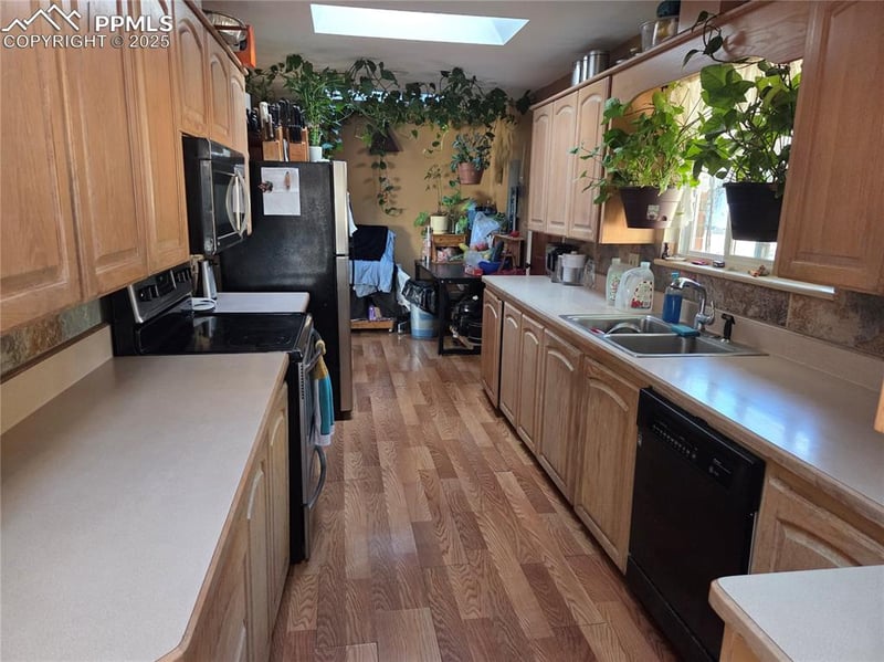 2822 Valley Hi Ave, Colorado Springs, CO 80910