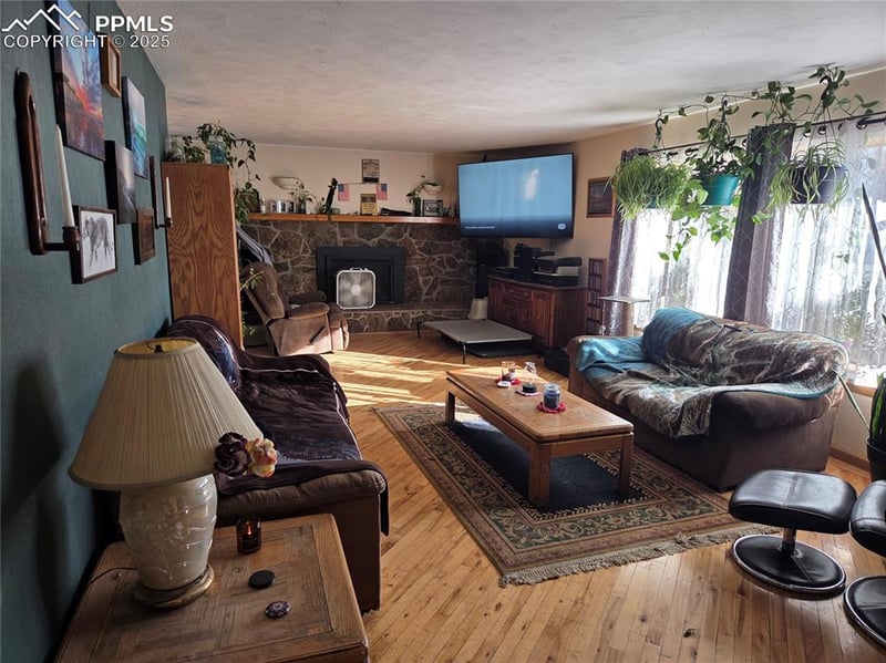 2822 Valley Hi Ave, Colorado Springs, CO 80910