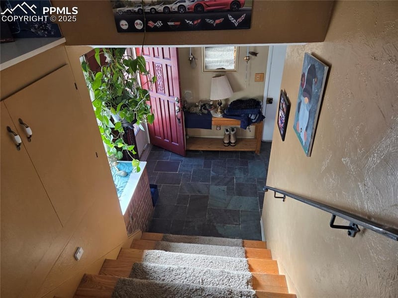 2822 Valley Hi Ave, Colorado Springs, CO 80910