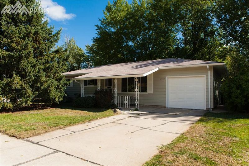 2827 N Arcadia St, Colorado Springs, CO 80907