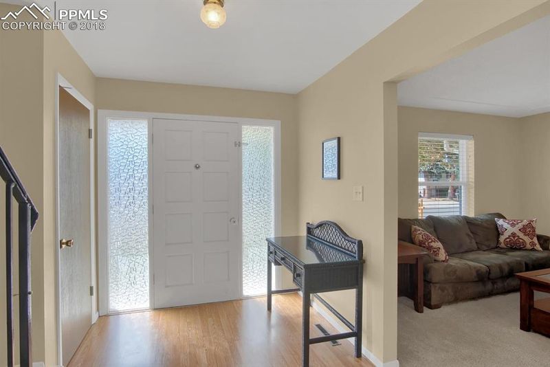 2829 Dawn Dr, Colorado Springs, CO 80918