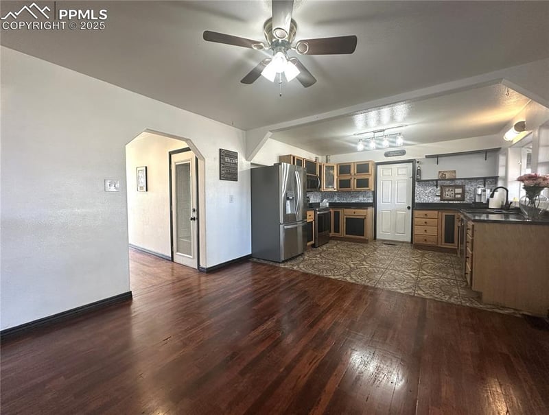 2831 Overton Rd, Pueblo, CO 81008