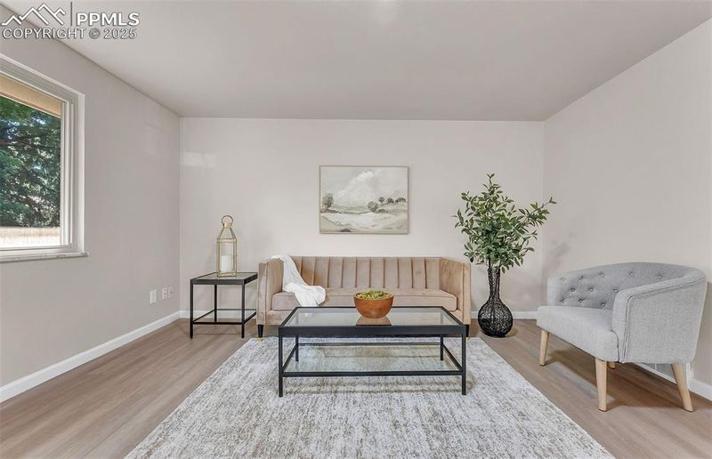 2832 Ridgeglen Way, Colorado Springs, CO 80918