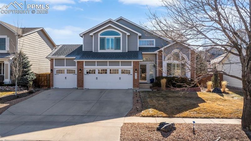 2835 Dynamic Dr, Colorado Springs, CO 80920