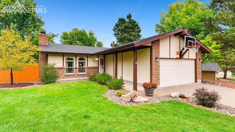 2835 W Enchanted Cir, Colorado Springs, CO 80917