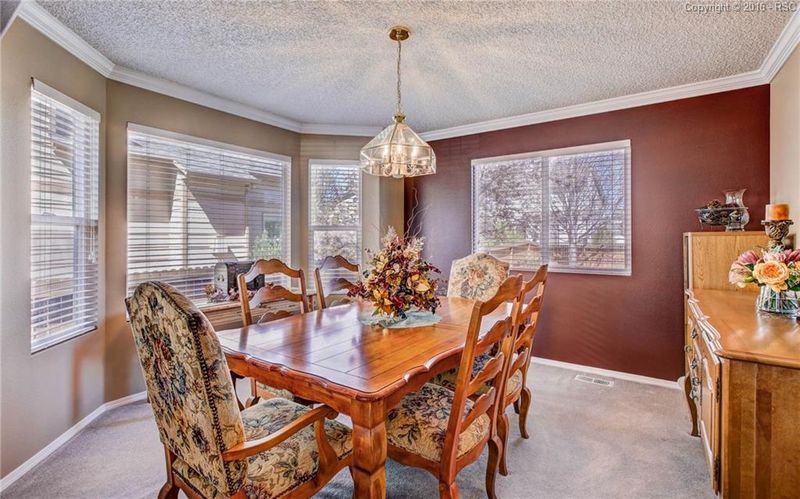 2840 Dynamic Dr, Colorado Springs, CO 80920