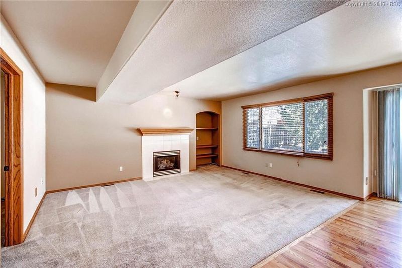 285 Candletree Cir, Monument, CO 80132