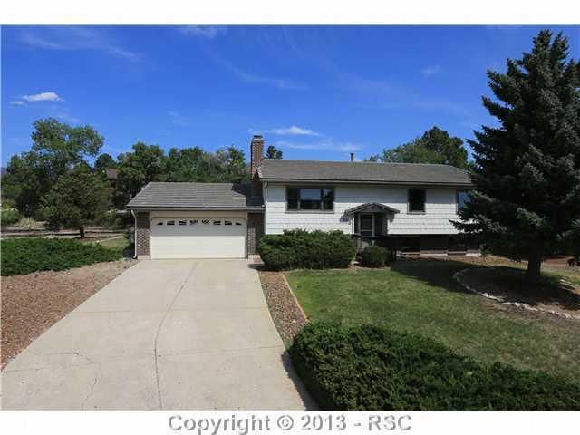 285 Dolomite Dr, Colorado Springs, CO 80919