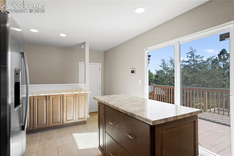 2855 El Capitan Dr, Colorado Springs, CO 80918