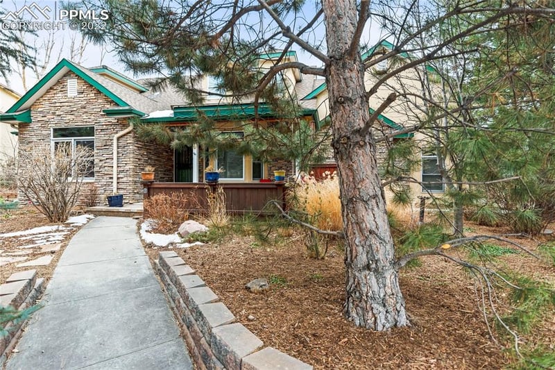 2859 Country Club Pl, Colorado Springs, CO 80909