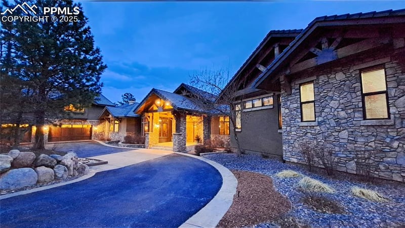 2874 Stratton Woods Vw, Colorado Springs, CO 80906