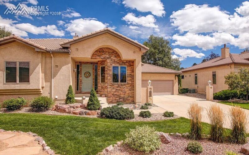 2876 Stonewall Hts, Colorado Springs, CO 80909