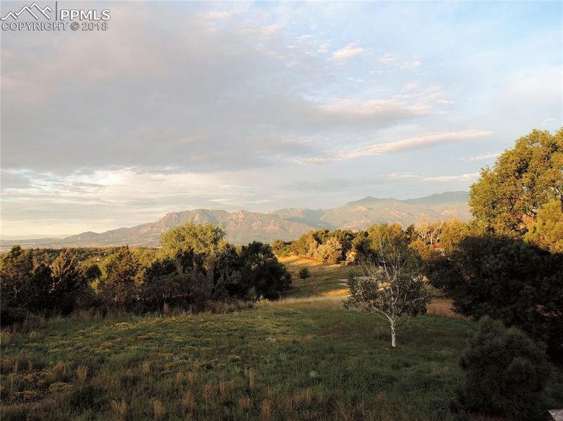 2880 Inspiration Dr, Colorado Springs, CO 80917