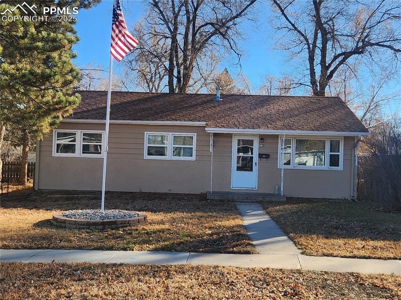 2891 Merry Ln, Colorado Springs, CO 80909 | MLS# 9663993 | Great ...