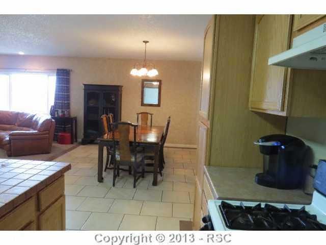 28922 Everett Rd, Pueblo, CO 81006