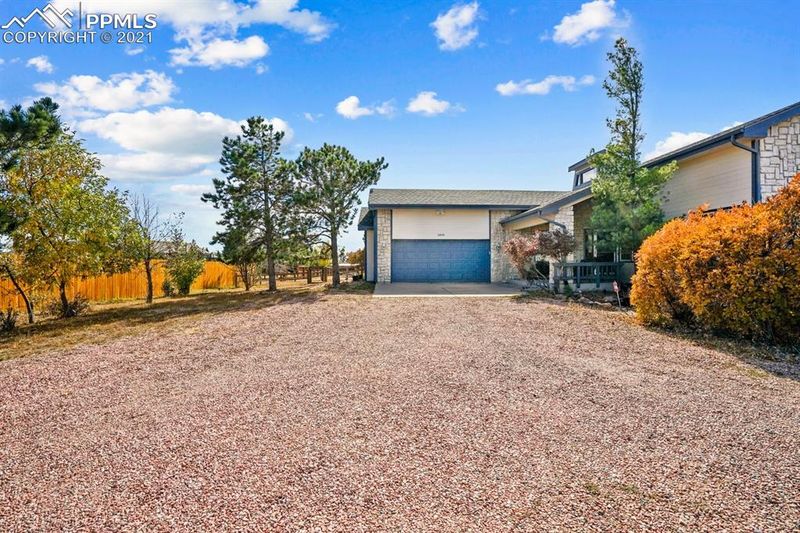 2895 Roberts Dr, Monument, CO 80132
