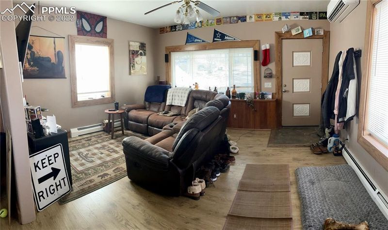 29 N 7th St, Colorado Springs, CO 80905