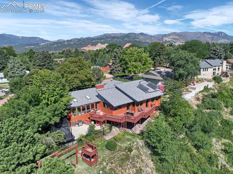 29 Crescent Ln, Colorado Springs, CO 80904