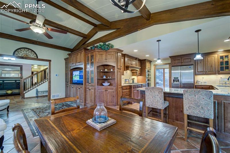 29 Maple Ave, Colorado Springs, CO 80906
