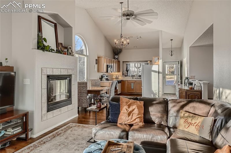 29 Sailing Way, Palmer Lake, CO 80133