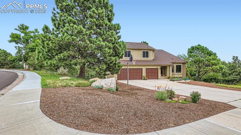 290 Childe Dr, Colorado Springs, CO 80906