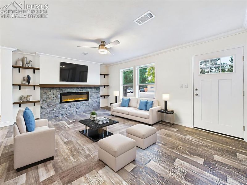 290 E Kipling Dr, Pueblo, CO 81007