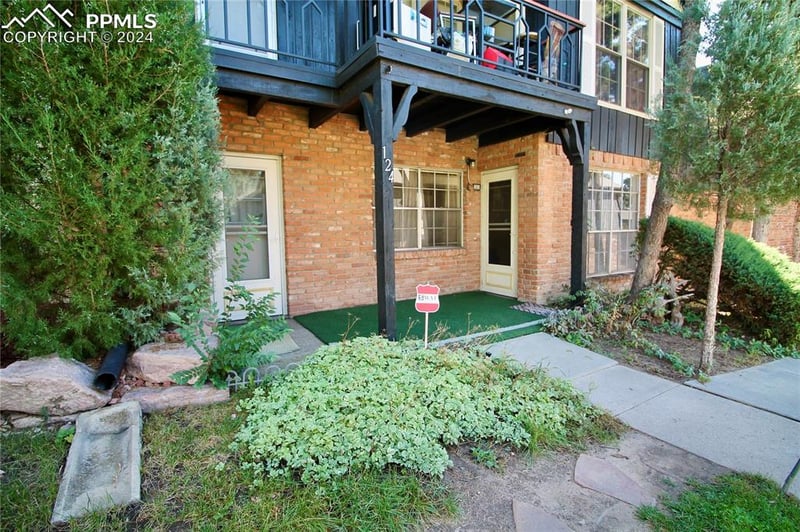 2902 Airport Rd #124, Colorado Springs, CO 80910