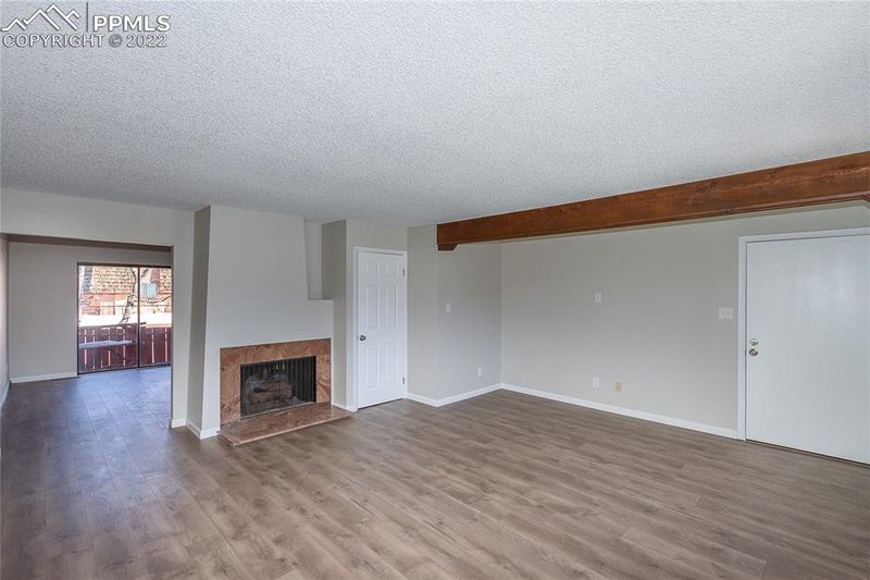 2905 Mesa Rd #A, Colorado Springs, CO 80904