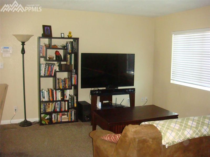 2907 E Bijou St, Colorado Springs, CO 80909