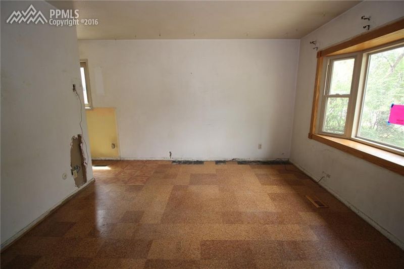 2907 Hayman Ter, Colorado Springs, CO 80910
