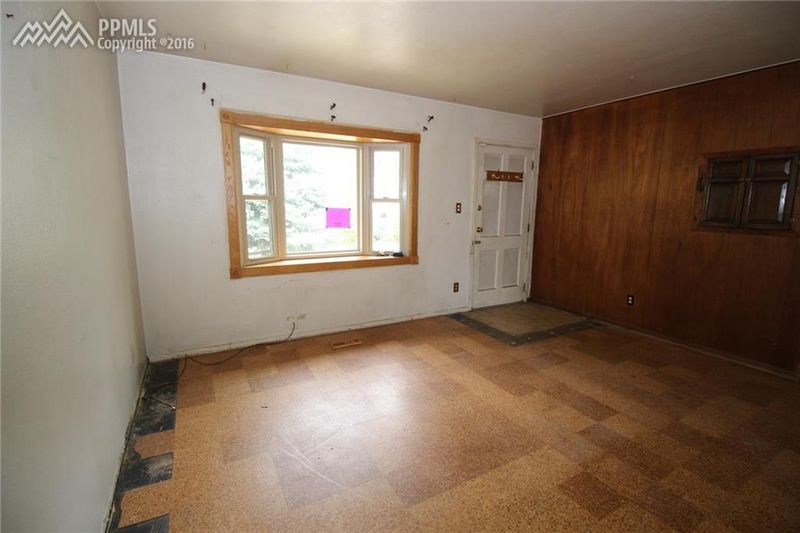 2907 Hayman Ter, Colorado Springs, CO 80910