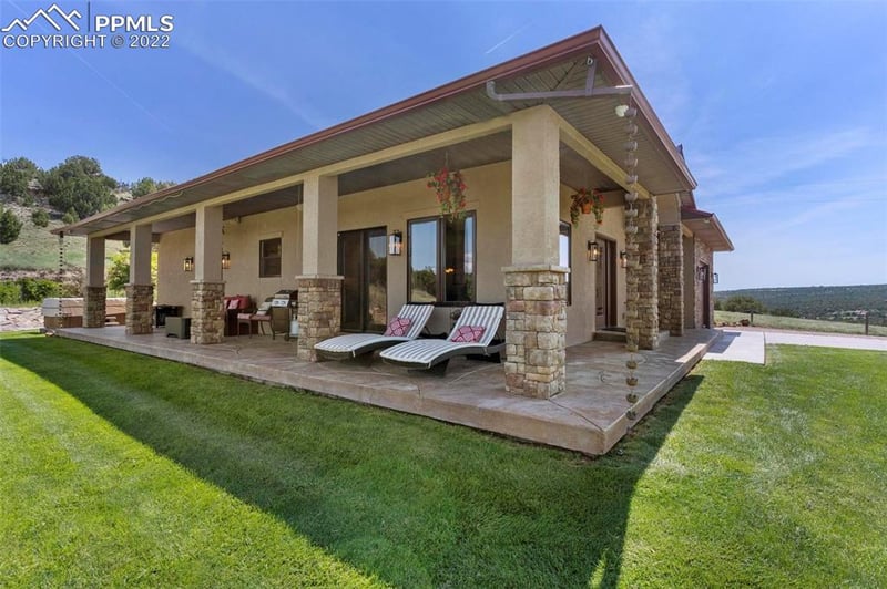 2911 Siloam Rd, Pueblo, CO 81005