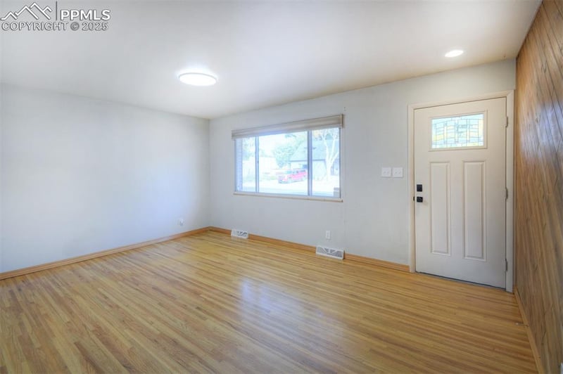 2912 Jon St, Colorado Springs, CO 80907