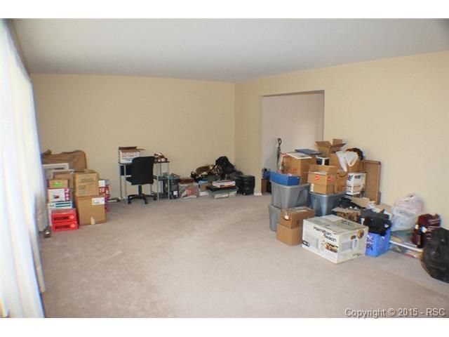 2912 W Whileaway Cir, Colorado Springs, CO 80917